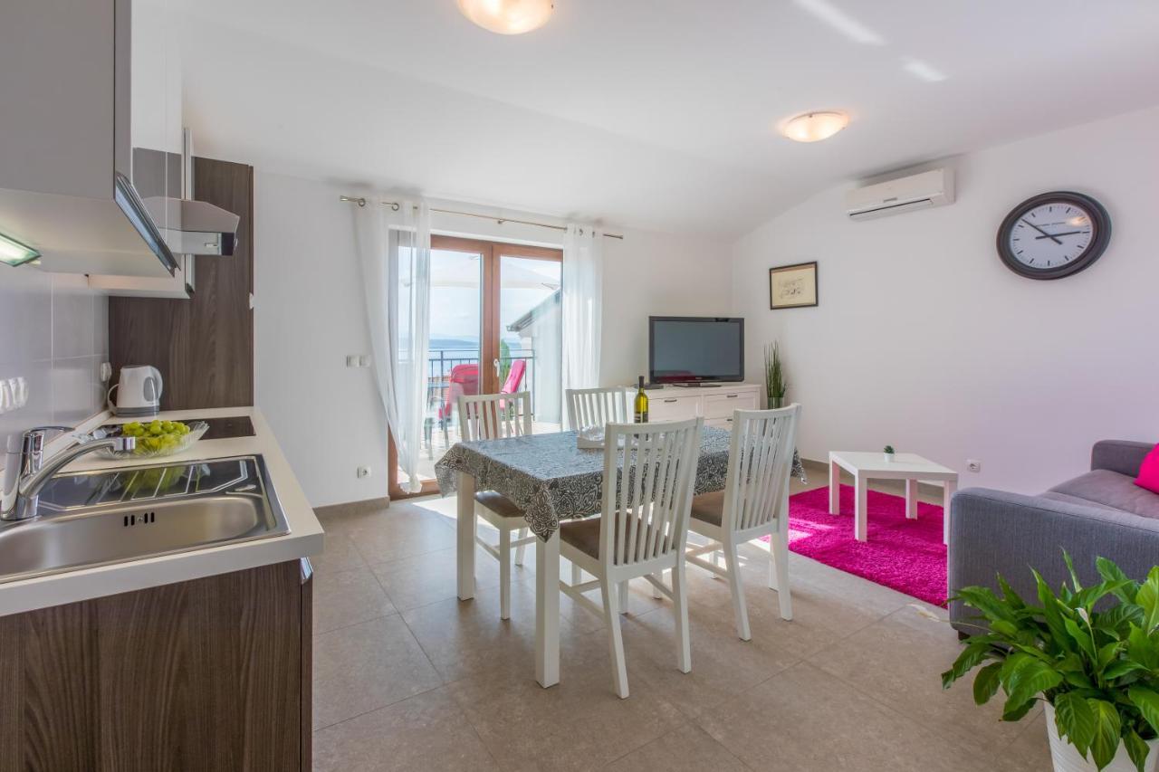 Anton 1 Appartement Crikvenica Buitenkant foto