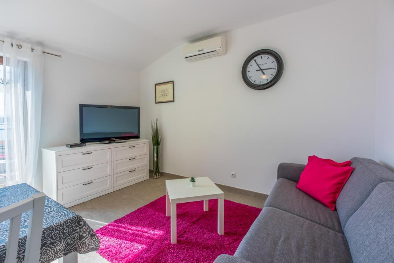 Anton 1 Appartement Crikvenica Buitenkant foto