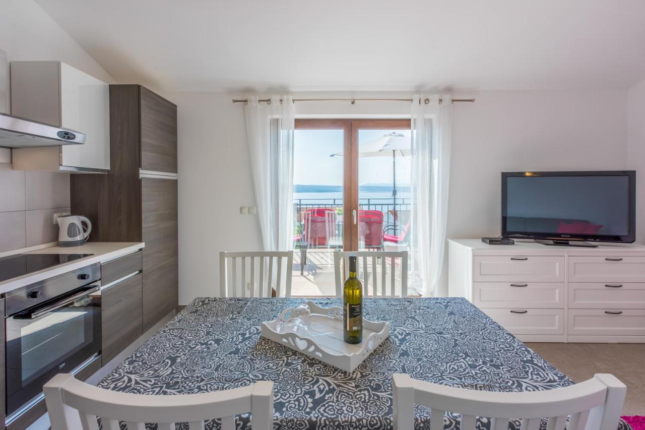 Anton 1 Appartement Crikvenica Buitenkant foto