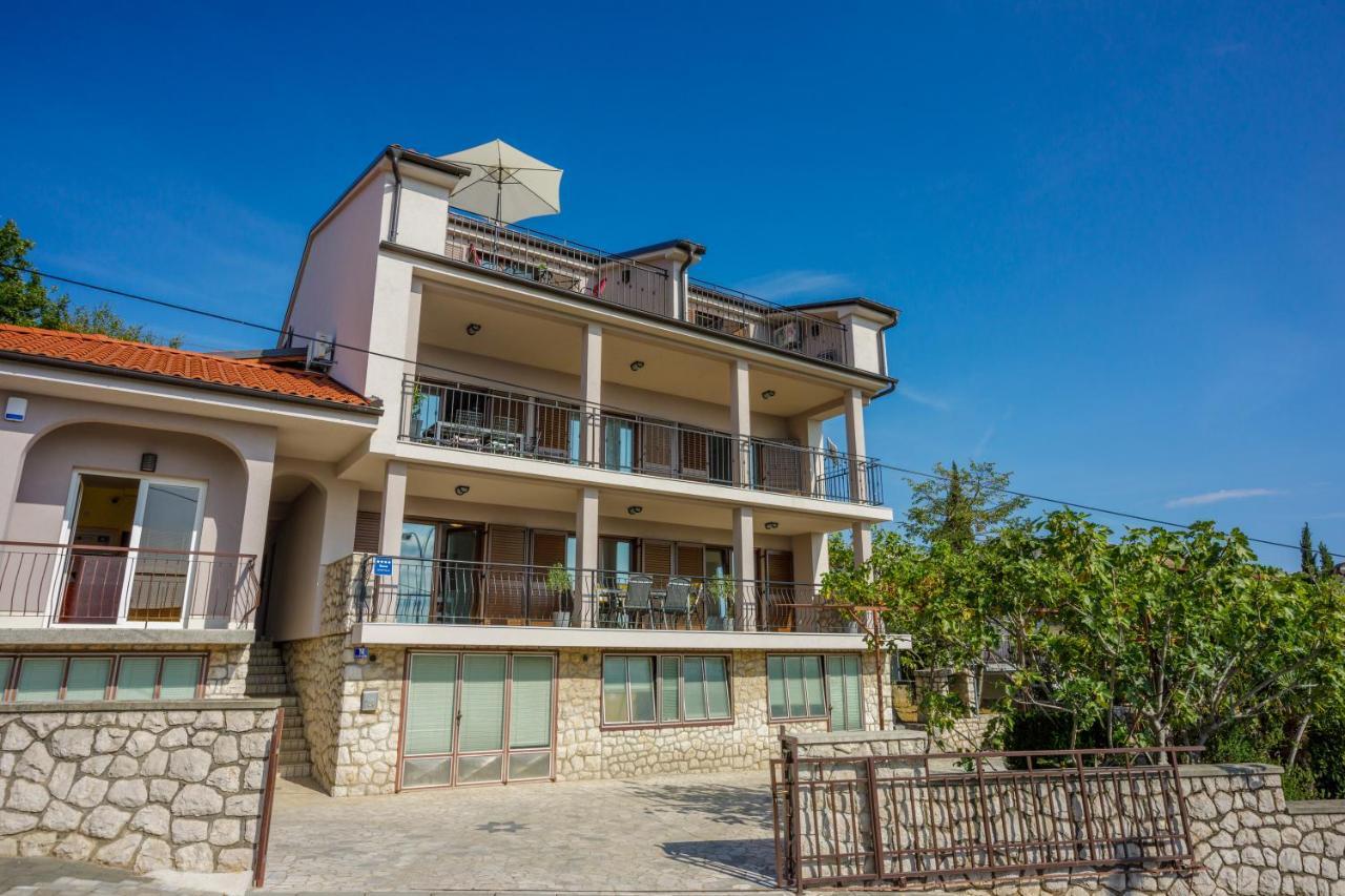 Anton 1 Appartement Crikvenica Buitenkant foto